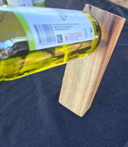 Camphor Wine Holder